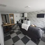 فندق مبيت وإفطار Joli T2 كوسيك
