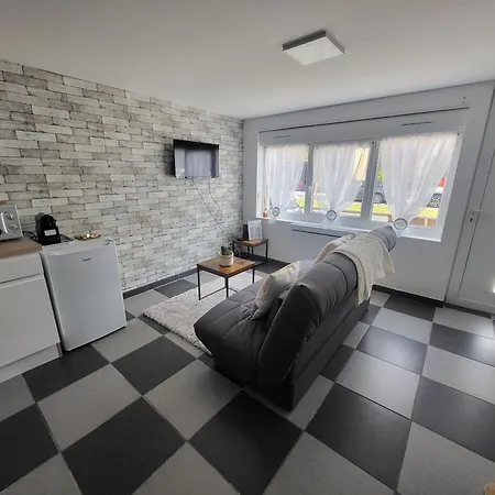 Joli T2 3* كوسيك