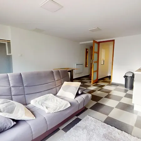 Joli T2 فندق مبيت وإفطار 3*